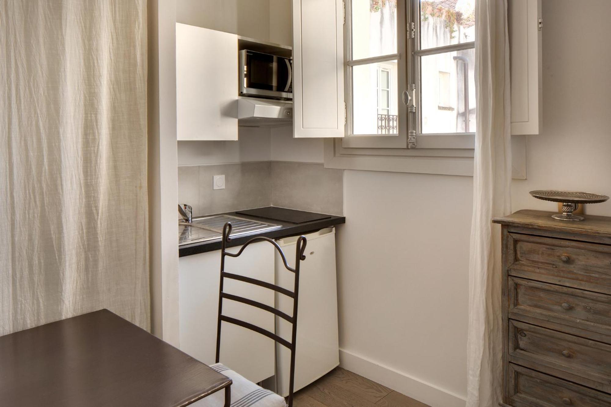 La Maison Des Augustins 4 Stars Spa Et Fitness Avignon Szoba fotó