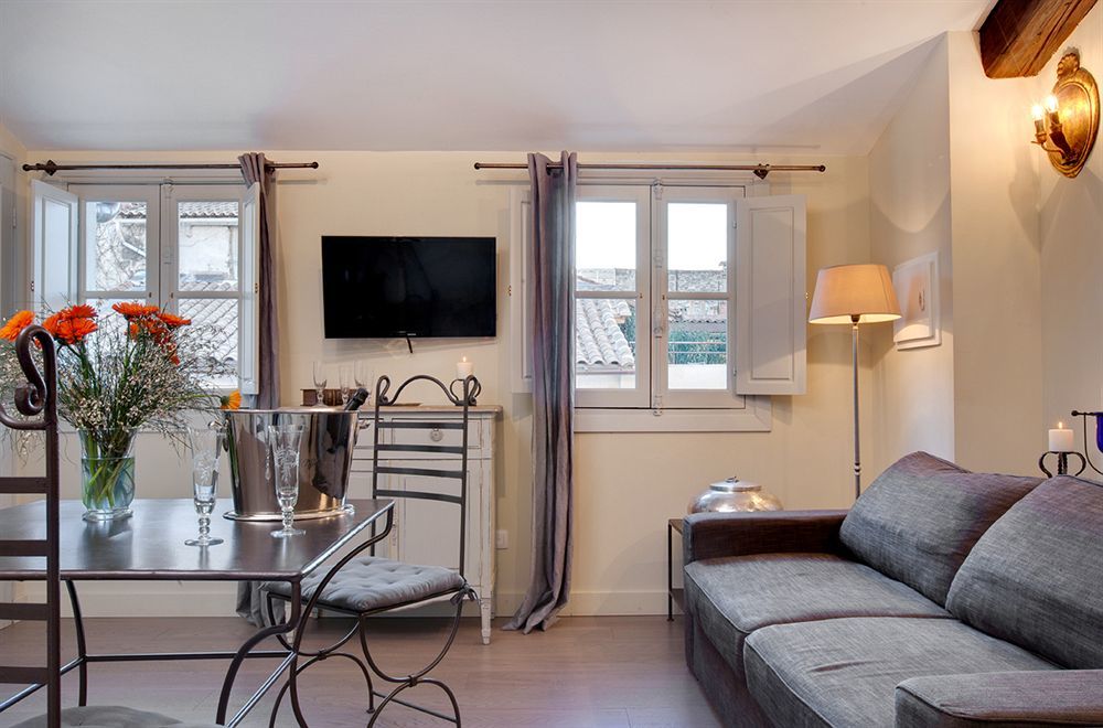 La Maison Des Augustins 4 Stars Spa Et Fitness Avignon Kültér fotó
